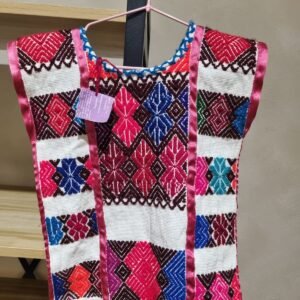 Blusa infantil bordada